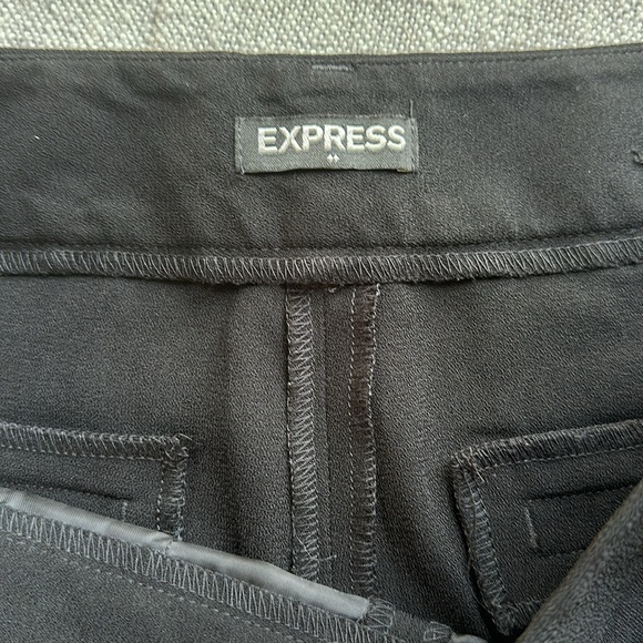 Express shorts - Picture 2 of 9